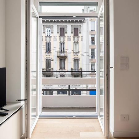 Santa Tecla Living Corti Di Bayres Apartment มิลาน ภายนอก รูปภาพ